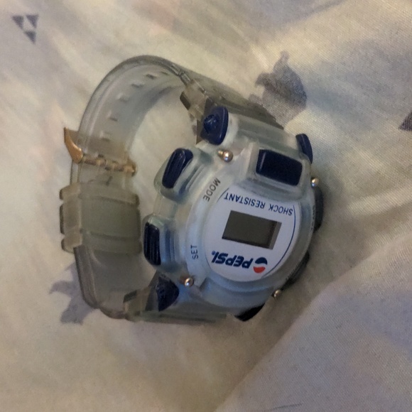 Vintage Pepsi Watch - Picture 3 of 17